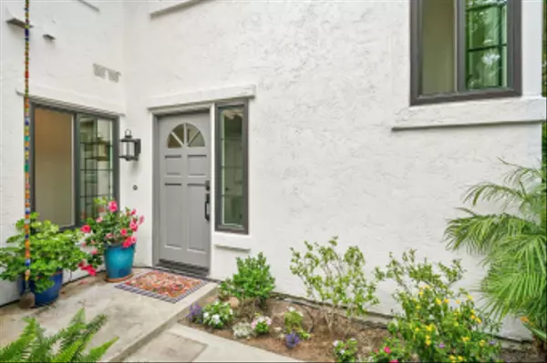 San Diego, CA 92130,3458 Voyager Cir