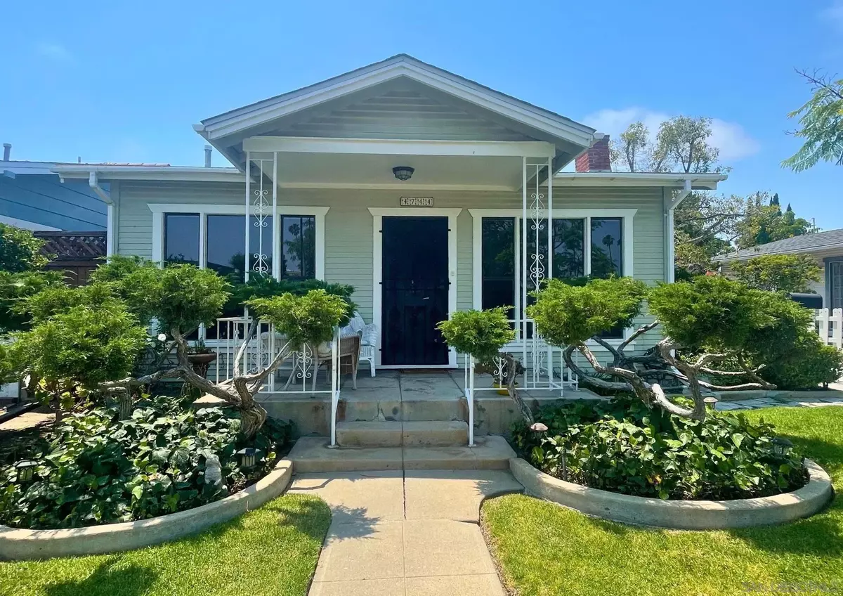 San Diego, CA 92116,4742-46 Idaho St