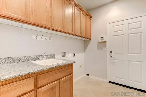 Santee, CA 92071,9504 Paseo De Los Castillos
