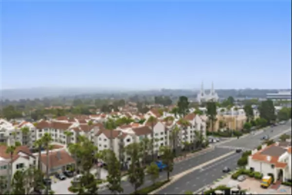 San Diego, CA 92122,3890 Nobel Dr #1104