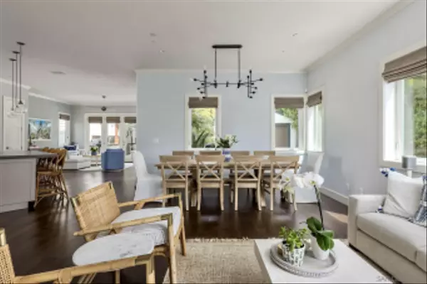 La Jolla, CA 92037,6411 Dowling Dr