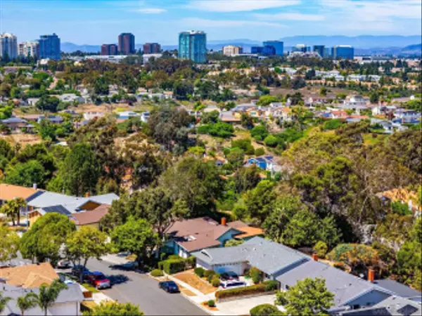 San Diego, CA 92122,6243 Buisson St