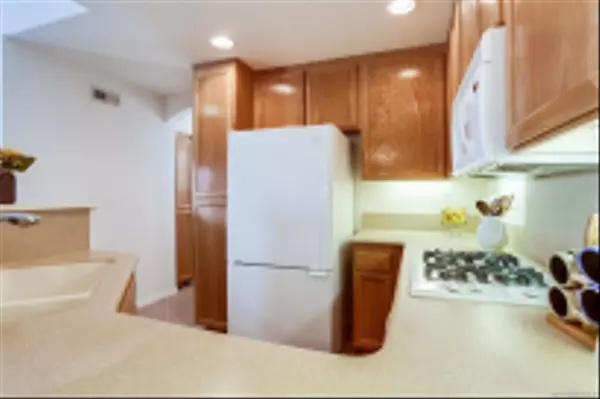San Diego, CA 92131,11920 Cypress Canyon Rd #1