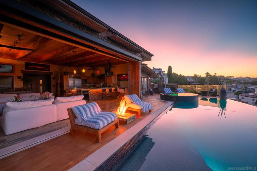 1173 Van Nuys, San Diego, CA 92109