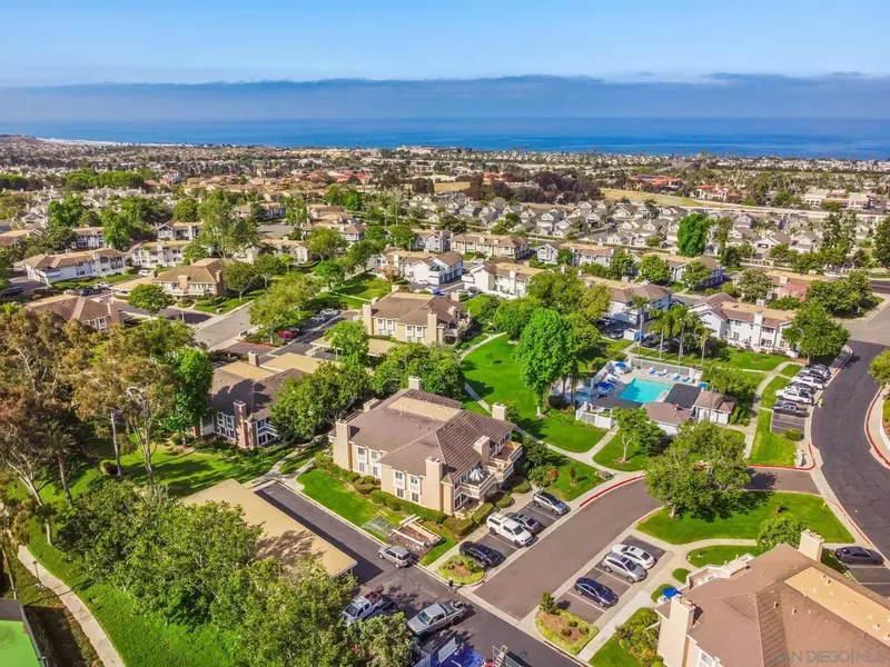 867 Ginger, Carlsbad, CA 92011