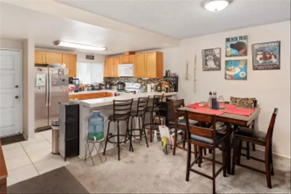 San Diego, CA 92119,8715 Lake Murray Blvd #7