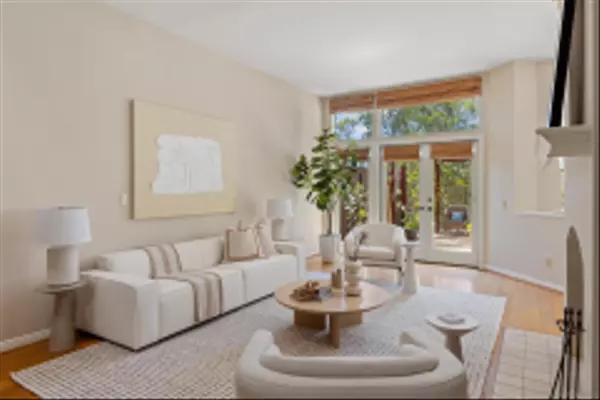 La Jolla, CA 92037,1466 Caminito Solidago