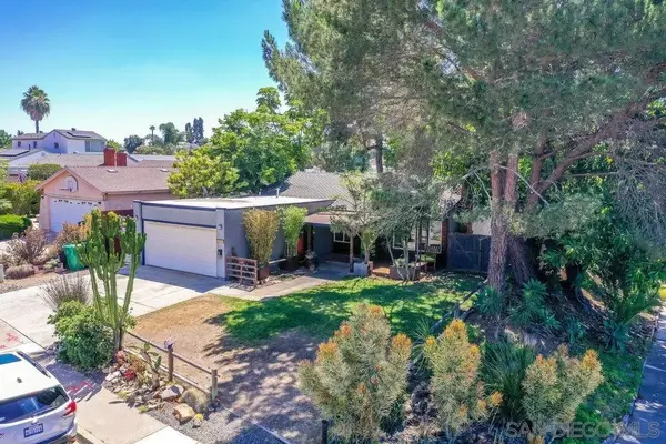 7111 Barker Way, San Diego, CA 92119