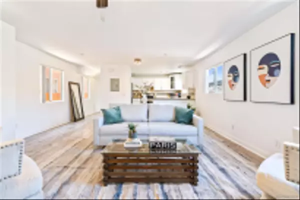 Long Beach, CA 90810,2418 W Lincoln St