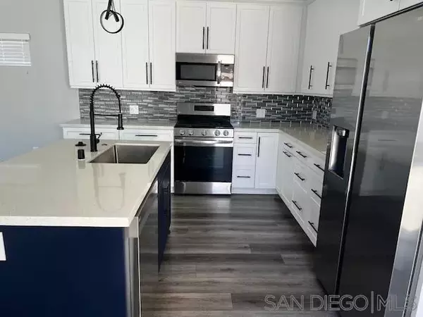 San Diego, CA 92117,5260 Appleton st