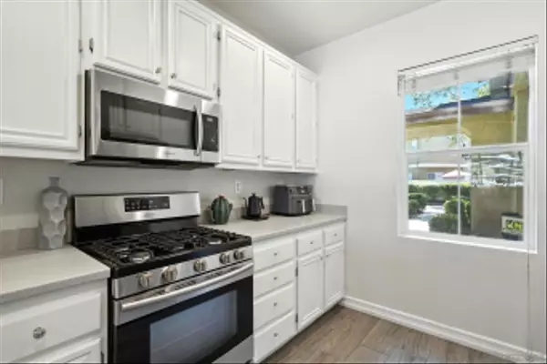 Chula Vista, CA 91915,1227 Cabezas Cove #4