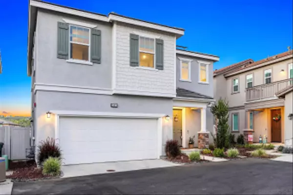 28079 Harvest Ct, Valley Center, CA 92082