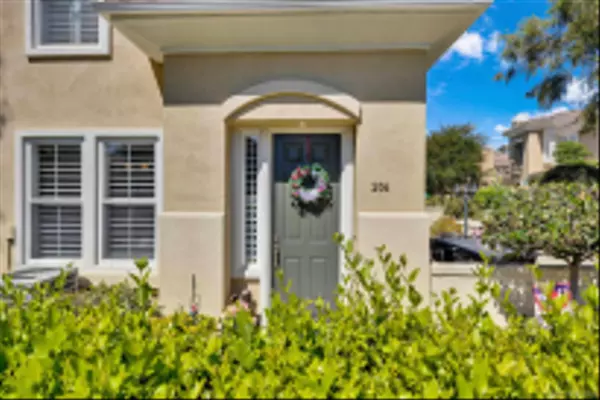 Rancho Santa Margarita, CA 92688,206 Via Vicini