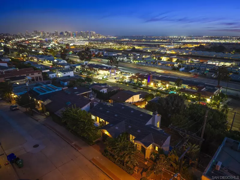 2045 W California St, San Diego, CA 92110