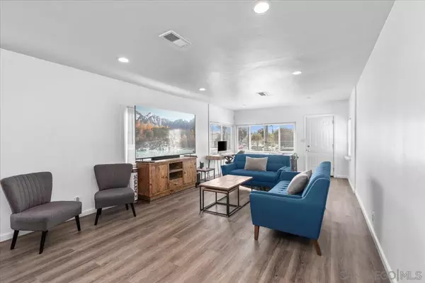 National City, CA 91950,437 E 4th St