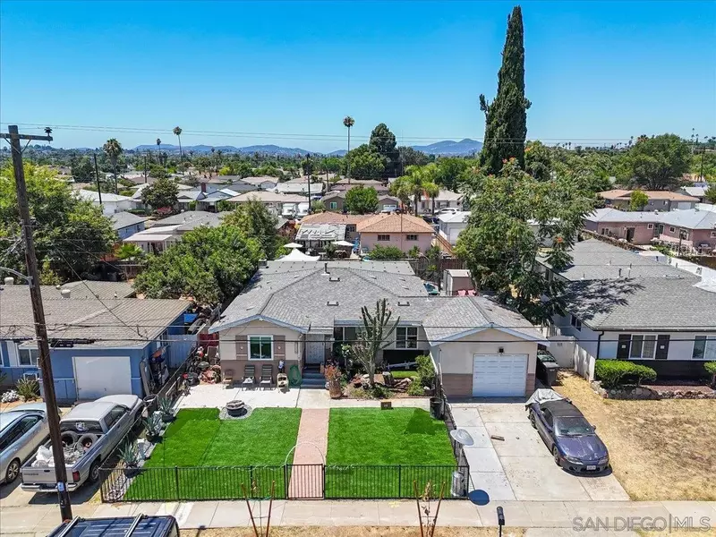 839 Goldenrod St, Escondido, CA 92027
