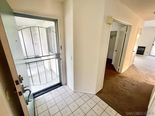 San Diego, CA 92121,9995 Scripps Westview Way #54