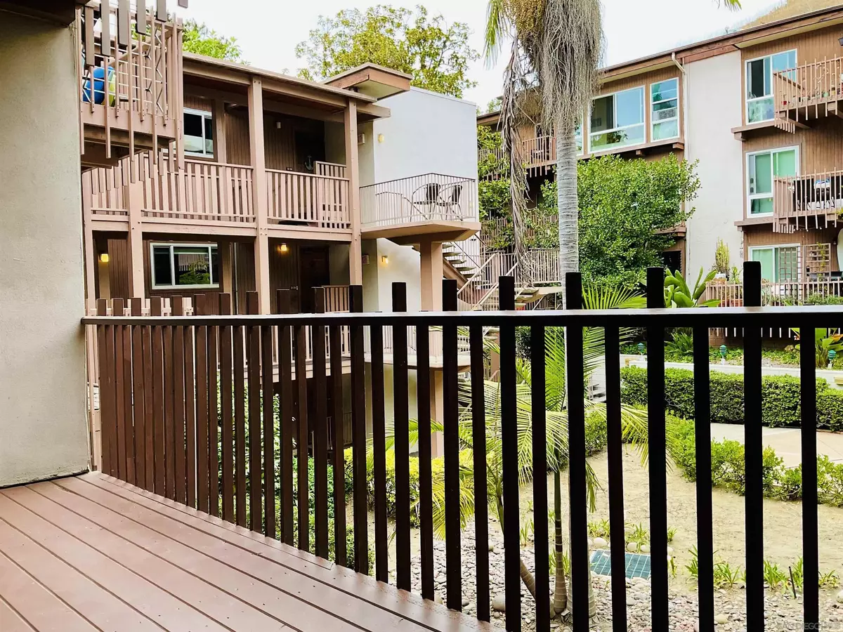 La Jolla, CA 92037,2600 Torrey Pines Rd. #A25