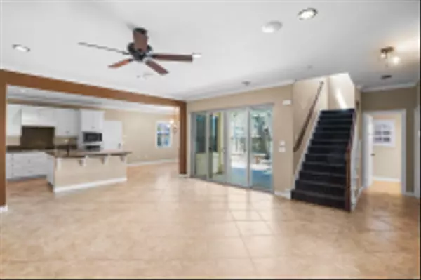 San Diego, CA 92127,16052 Newton Hl