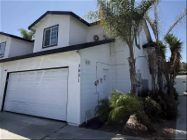 3801 Via De La Bandola, San Ysidro, CA 92173