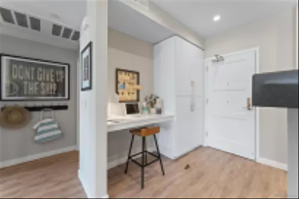 Oceanside, CA 92054,355 N Clevaland Street #206