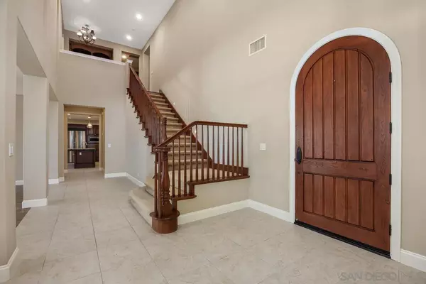Carlsbad, CA 92009,3229 Sitio Montecillo