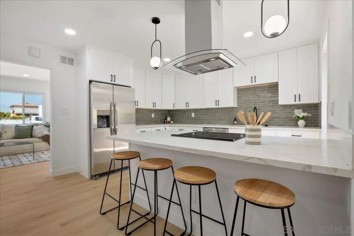 National City, CA 91950,1041 Angelo Dr
