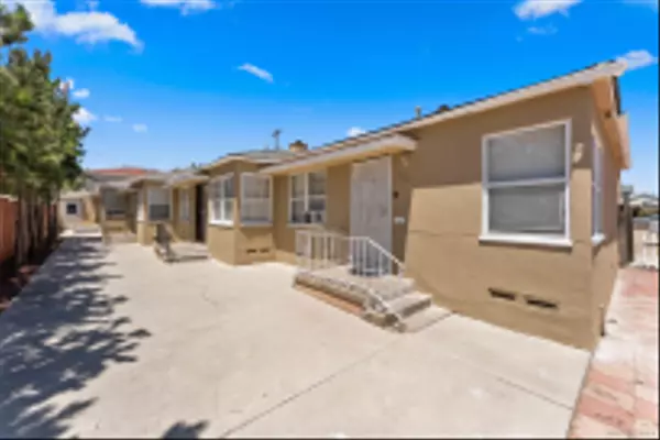 San Diego, CA 92104,4358-64 36th St