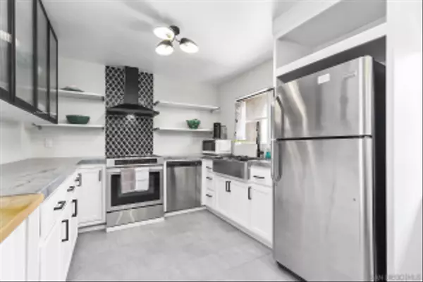 San Diego, CA 92117,2510 Clairemont Dr #303