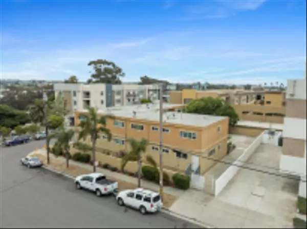 Oceanside, CA 92054,421 N Weitzel St