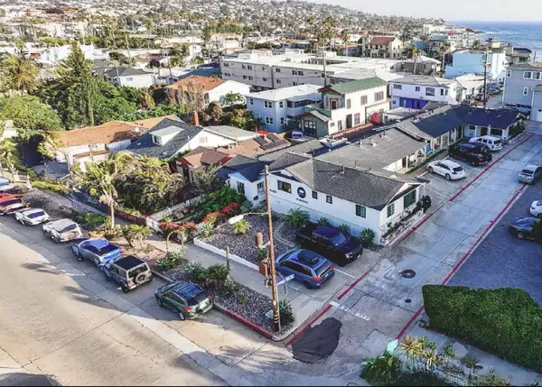 San Diego, CA 92107,4961-67 Coronado
