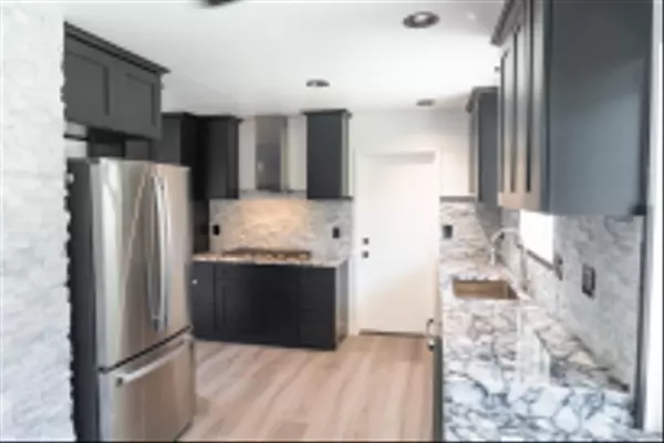 San Diego, CA 92120,6517 Hillgrove