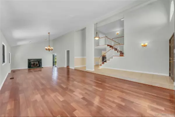 La Mesa, CA 91941,4331 Nabal Dr