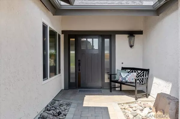 Poway, CA 92064,17568 Saint Andrews Dr