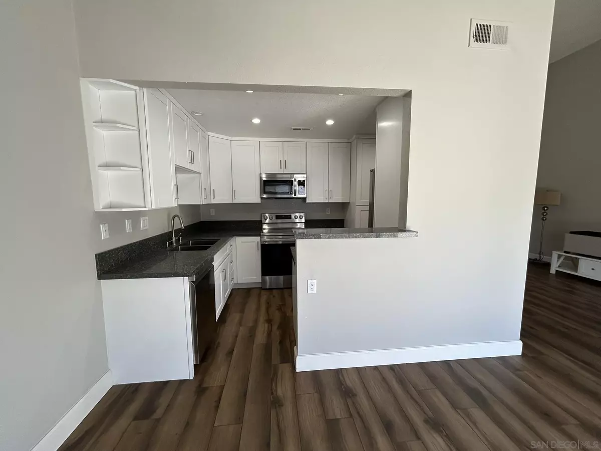 Del Mar, CA 92014,532 1/2 Via De La Valle #G