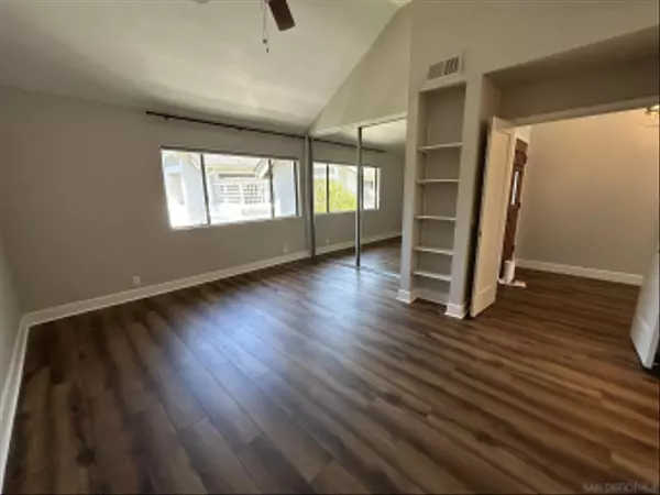 Del Mar, CA 92014,532 1/2 Via De La Valle #G