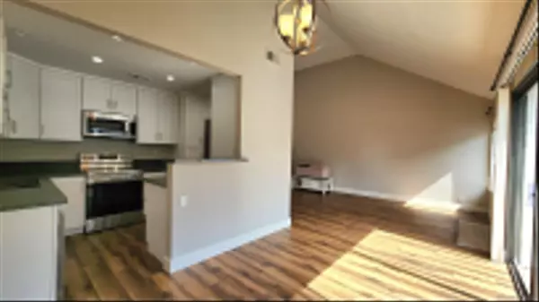 Del Mar, CA 92014,532 1/2 Via De La Valle #G