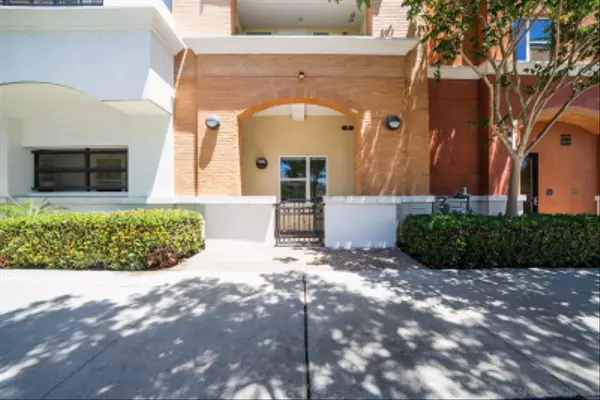 San Diego, CA 92103,3687 4Th Ave #101