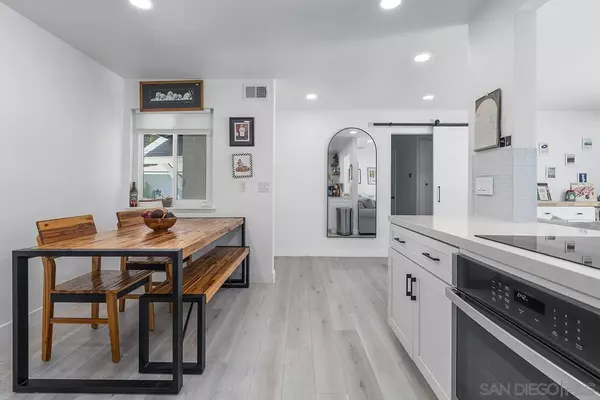 San Diego, CA 92117,4838 Mount Saint Helens Dr