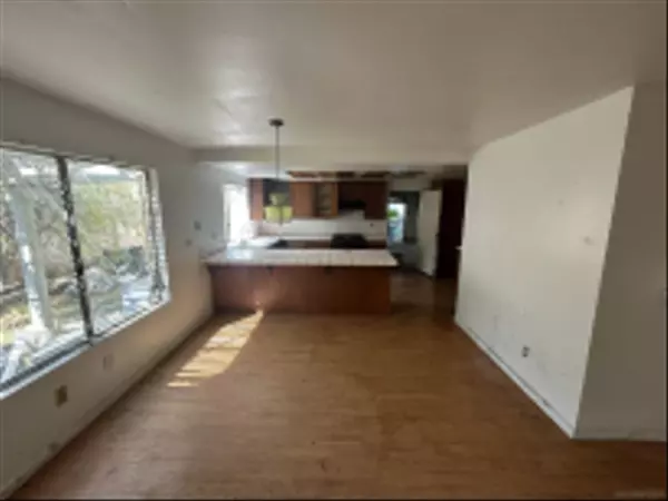 Chula Vista, CA 91913,678 Rue Avallon