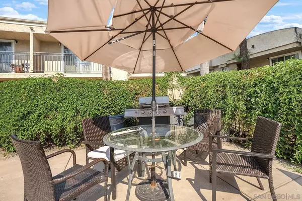 Spring Valley, CA 91977,9860 Dale Avenue #D7