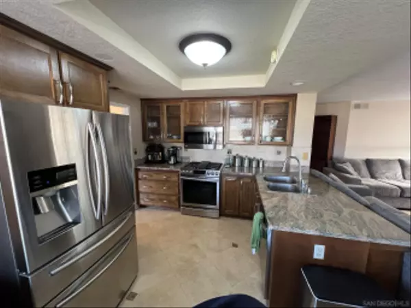 El Cajon, CA 92019,2377 Congressional Drive