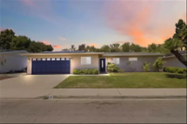 918 La Tierra Dr,  San Marcos,  CA 92078