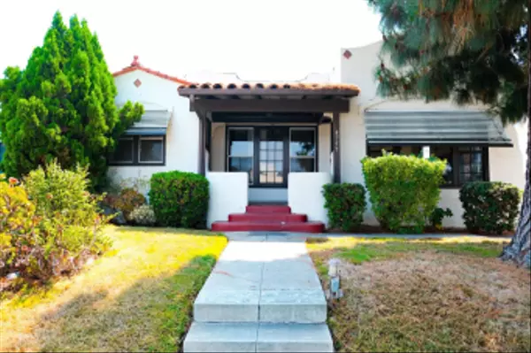 4757 Kensington Dr, San Diego, CA 92116