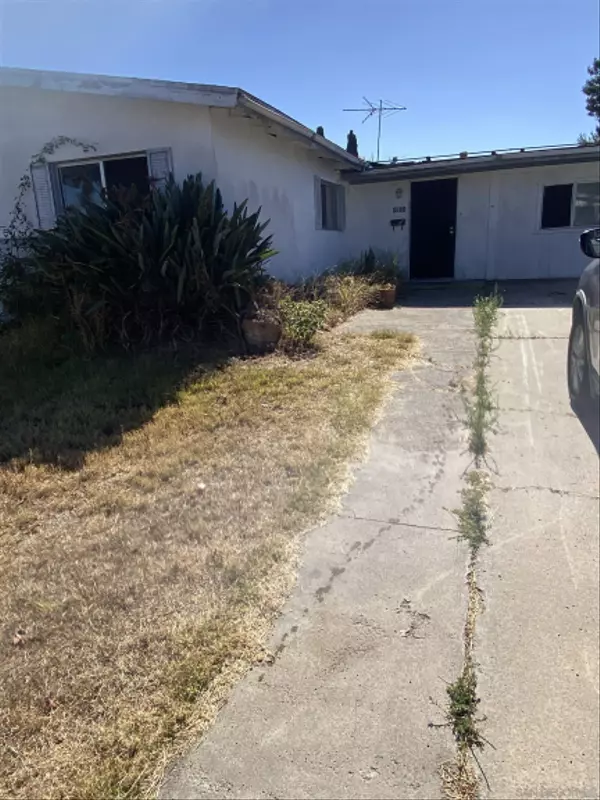 San Diego, CA 92117,4970 Mable Way