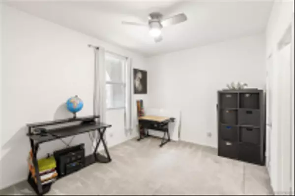 Chula Vista, CA 91913,1824 Peach Ct #6