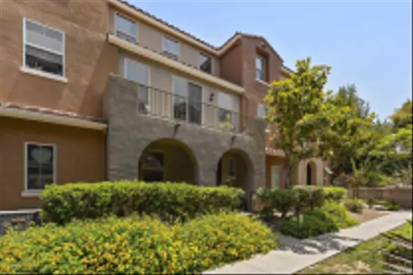 Chula Vista, CA 91913,1824 Peach Ct #6