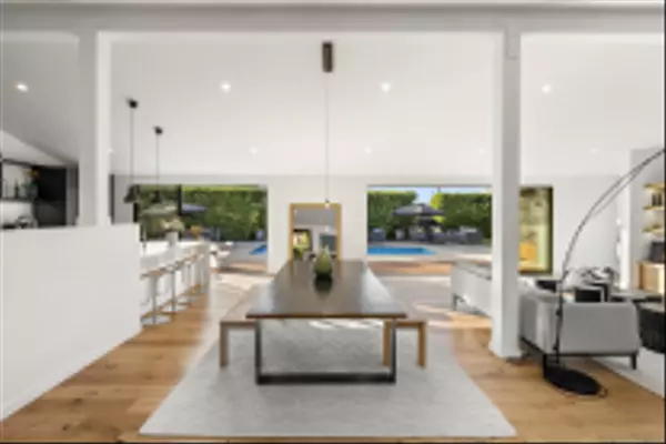 La Jolla, CA 92037,6510 Avenida Manana