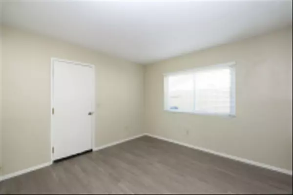 Escondido, CA 92027,630 Thunder Gln