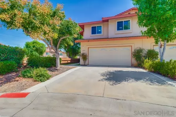 1227 Winter View Pl, El Cajon, CA 92021
